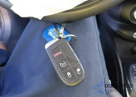 2018 Fiat 500X Urbana Fwd z USA, uszkodzony, nr VIN ZFBCFXCB0JP693696